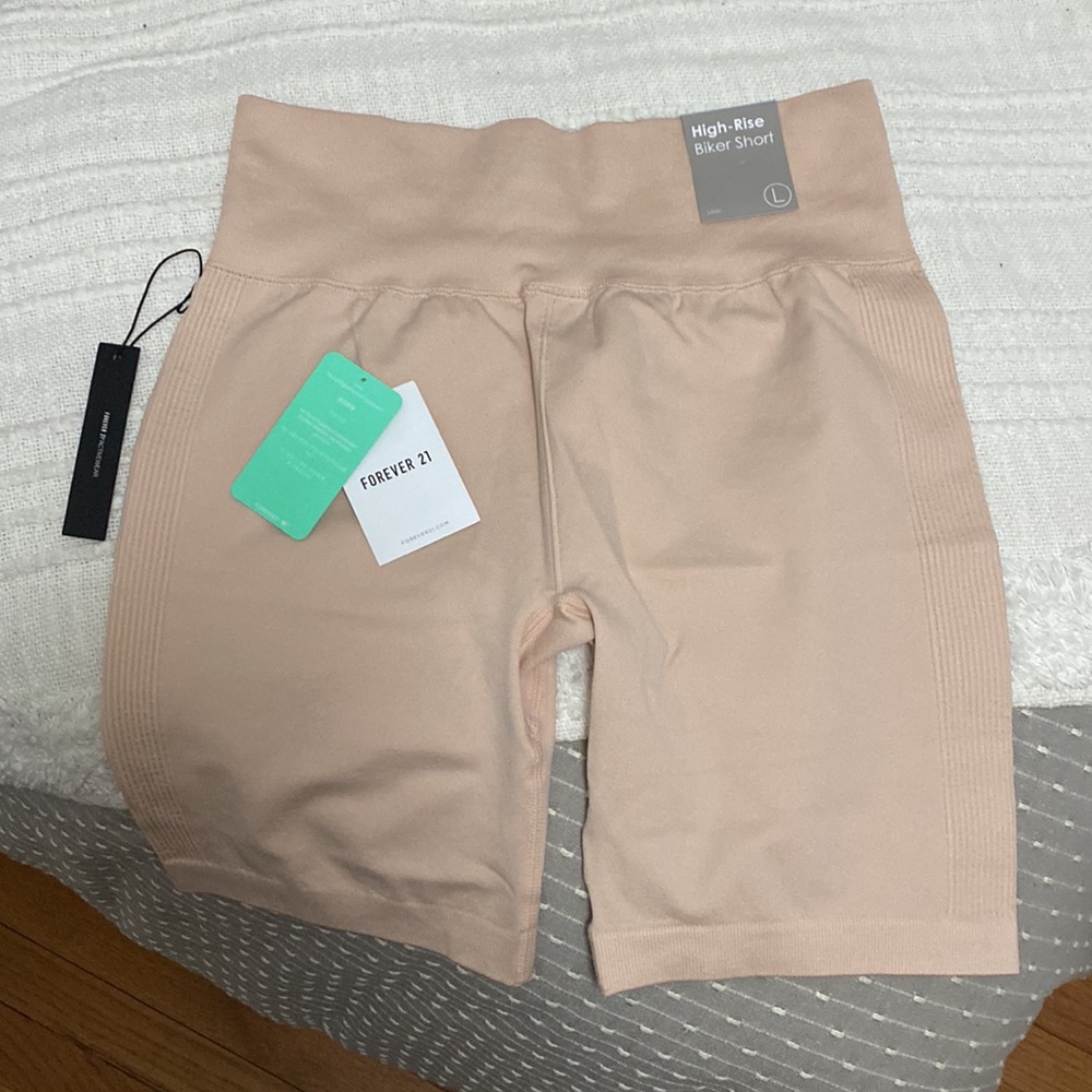 NWT forever 21 biker shorts - Picture 5 of 5